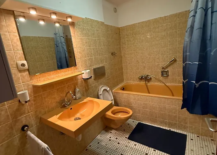 Schoenes Im Zentrum Mg40 * Mönchengladbach